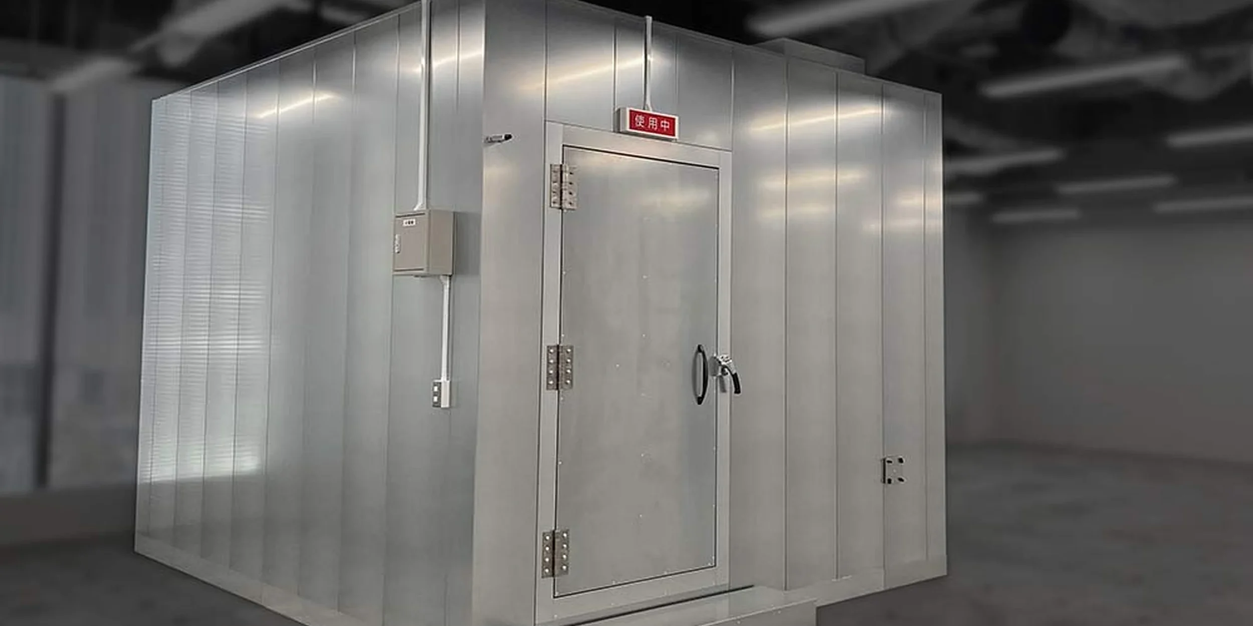 Closed door Anechoic chamber for testing communication equipment Closed door Anechoic chamber for testing communication equipment