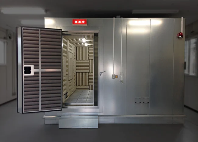 Open Door of Anechoic chamber for small motor manufacturer