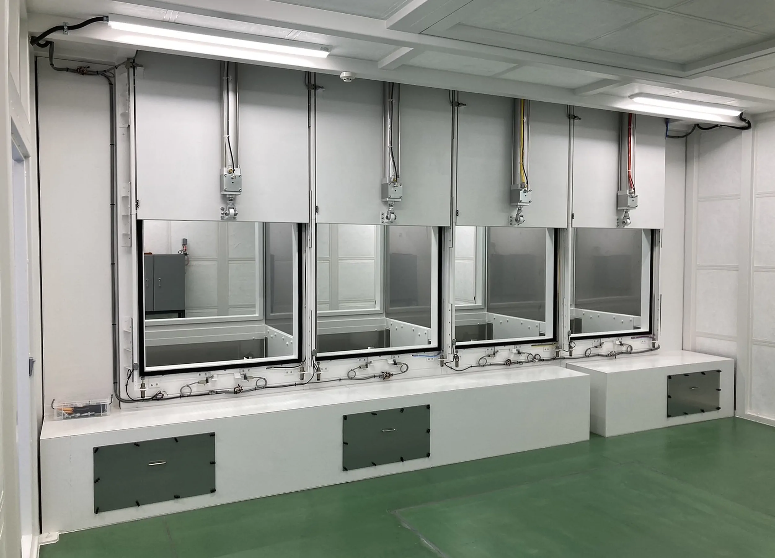 Sound insulated Thermal Spraying machines Sound insulated Thermal Spraying machines