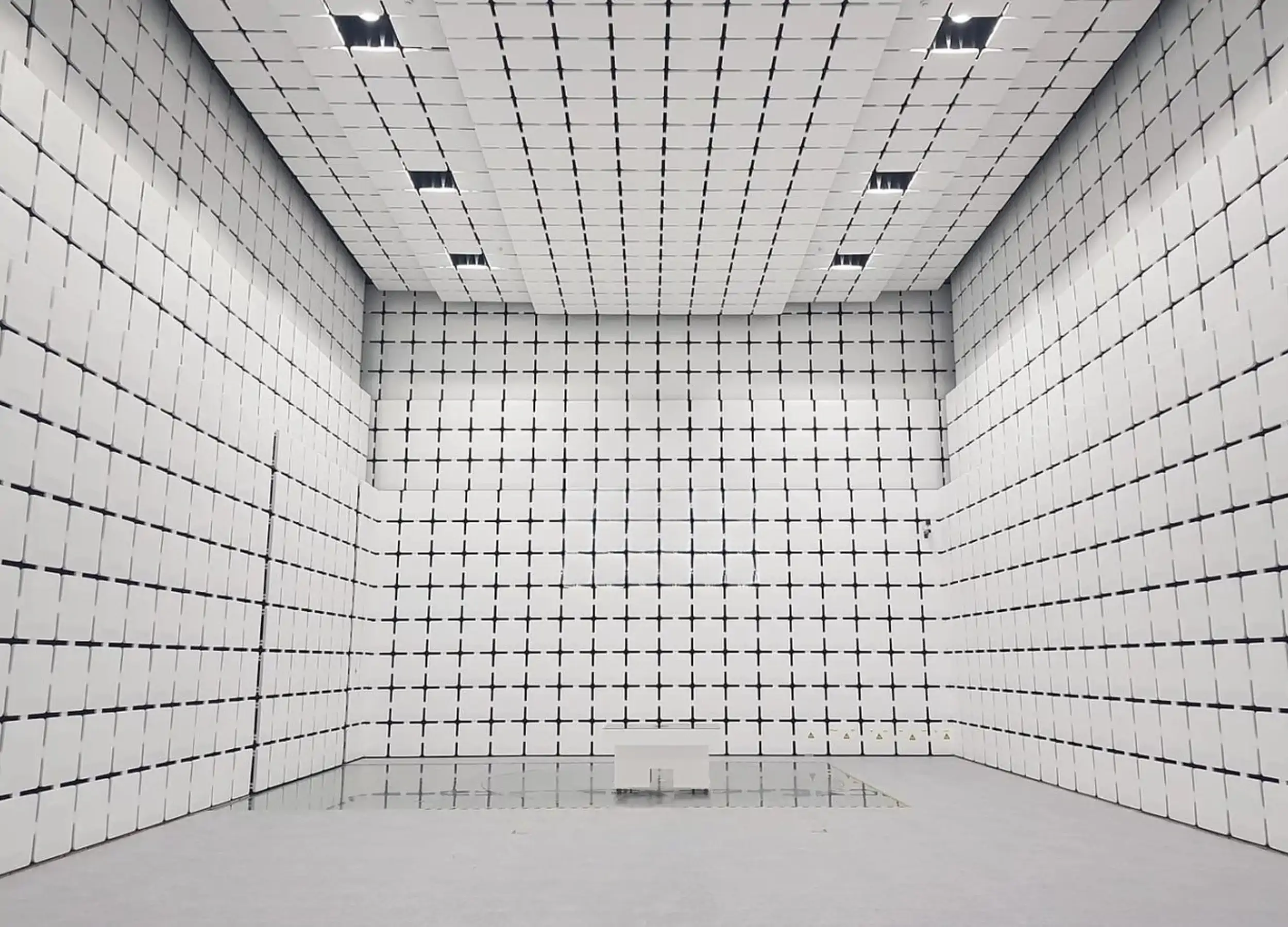 10m Semi Anechoic Chamber ( SAC Chamber ) 10m Semi Anechoic Chamber ( SAC Chamber )