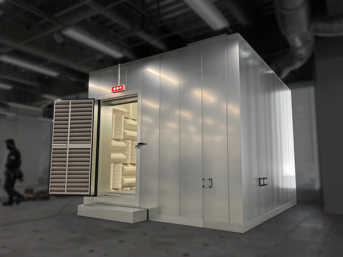 open door fully anechoic chamber